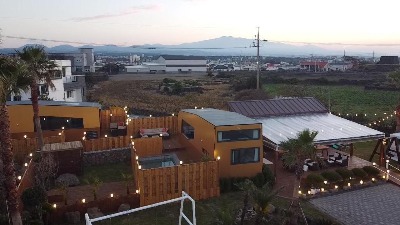 Morning Beach Pension Jeju Exterior foto