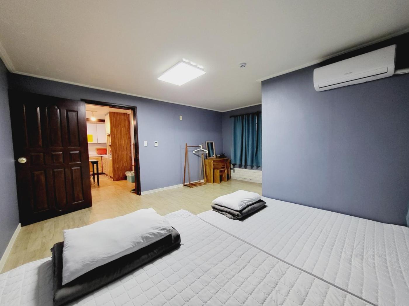 Morning Beach Pension Jeju Exterior foto