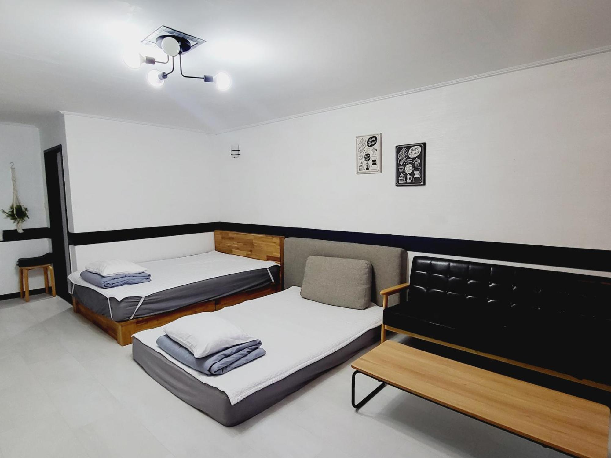 Morning Beach Pension Jeju Exterior foto